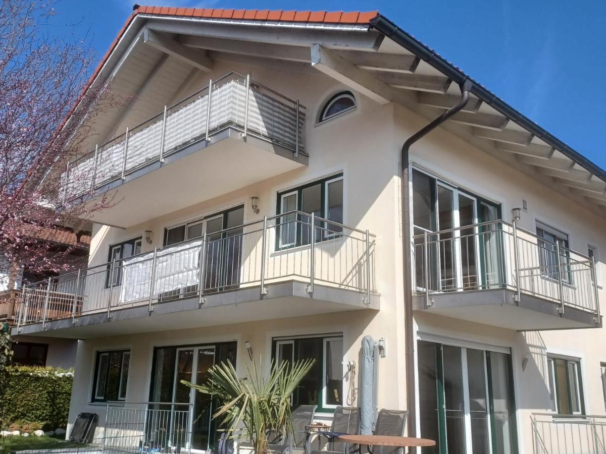 Ferienwohnung Auszeit Chieming Exterior photo
